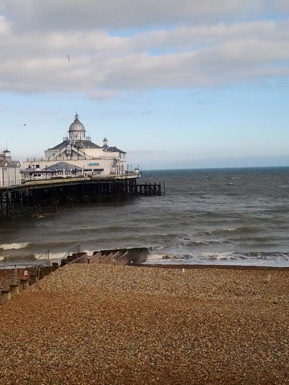 Sterling Lodge Hotel Eastbourne Exterior foto